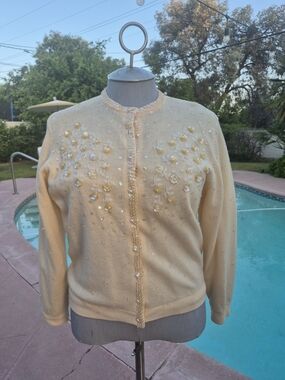 Vintage Embellished Cream Women's Sweater Cardigan